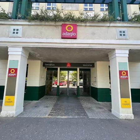 La Parenthese, Disneyland & Shopping Serris Exterior foto
